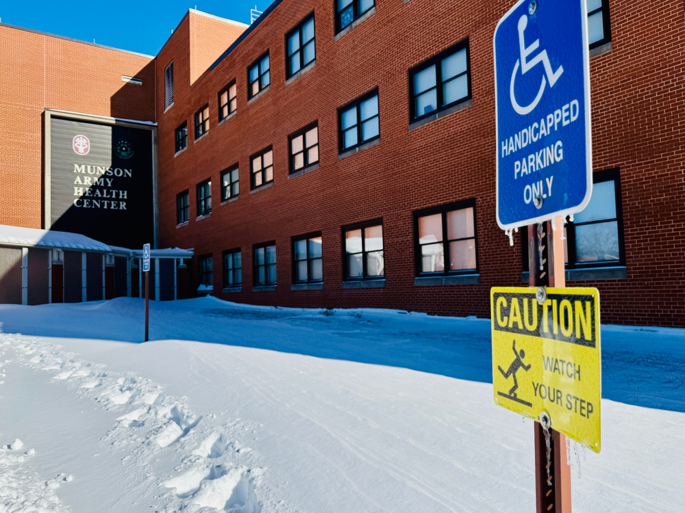 Munson digs out after winter storm