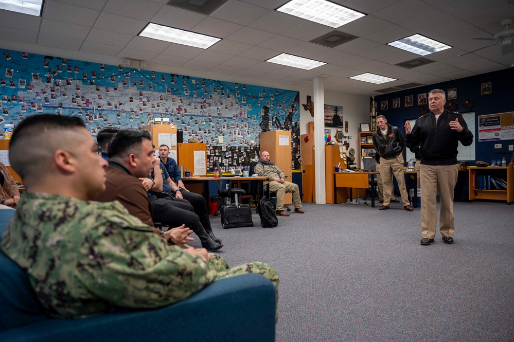 Adm. Jim Waters, Commander, Navy Recruiting Command visits Navy Recruiting Station Dezavala