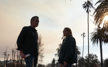 FEMA Administrator and California Govenor Survey Los Angeles County Wildfire Damage