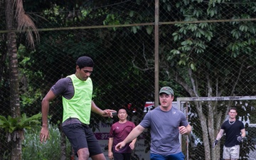 Emory S. Land Sailors Volunteer at Teen Challenge