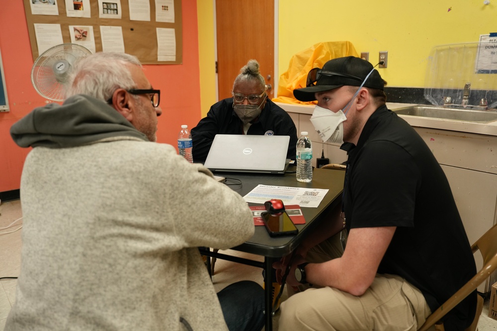 FEMA Staff Help People Apply for Assistance