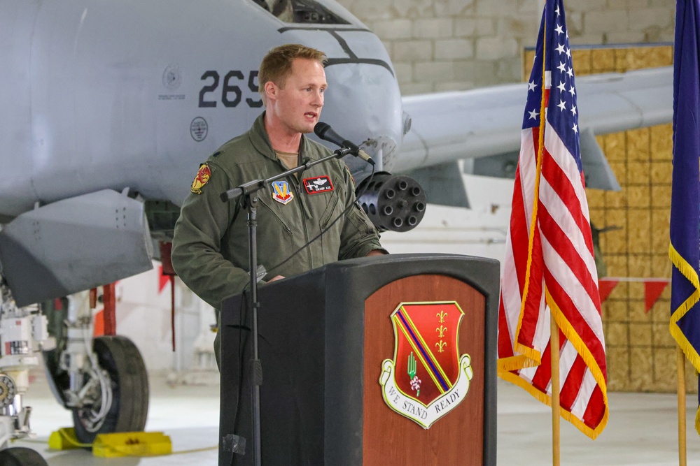 Axe takes command 107th Fighter Squadron