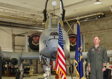 Axe takes command 107th Fighter Squadron