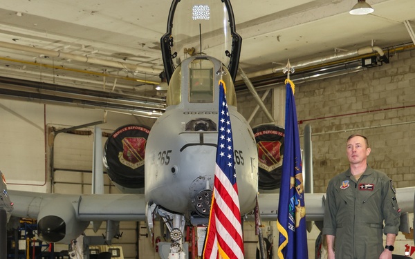 Axe takes command 107th Fighter Squadron