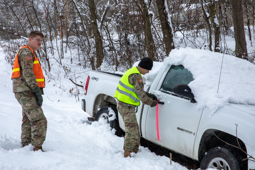 Arkansas Guardsmen provide support in winter weather