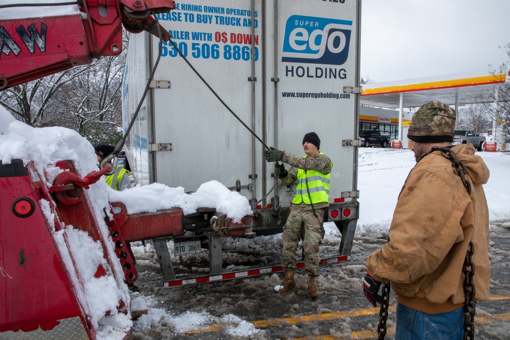 Arkansas Guardsmen provide support in winter weather