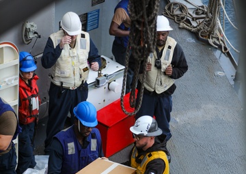 USS Princeton conducts routine operations as part of the Carl Vinson Carrier Strike Group