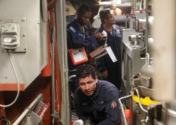 USS Princeton conducts routine operations as part of the Carl Vinson Carrier Strike Group