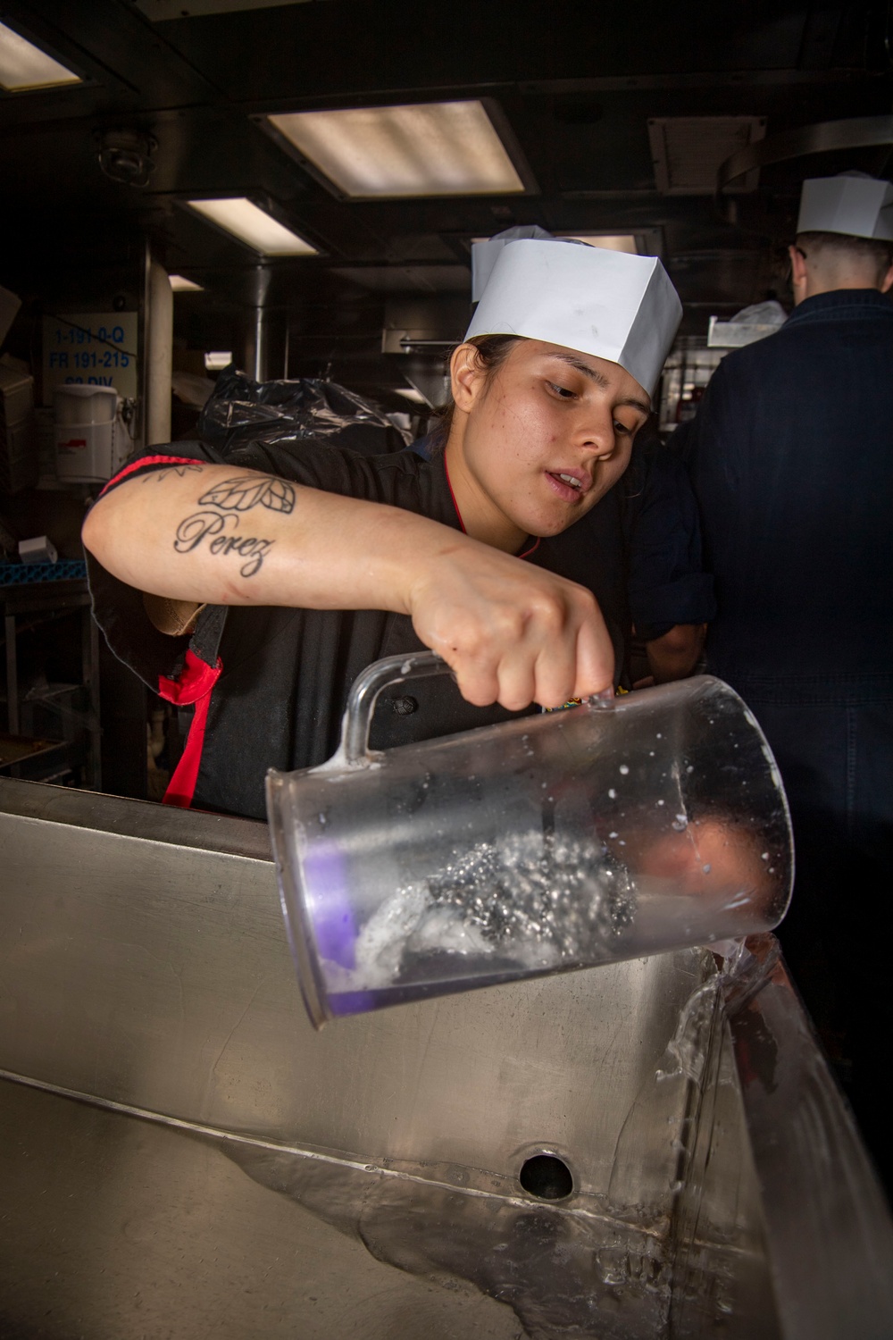 USS Sterett conducts routine operations as part of the Carl Vinson Carrier Strike Group