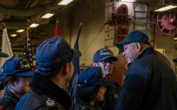 Sailors from JS Haguro (DDG 180) tour the USS America (LHA 6)