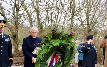 56th Artillery Command and City of Heilbronn honor soldiers killed in 40th anniversary of missile explosion in 1985.