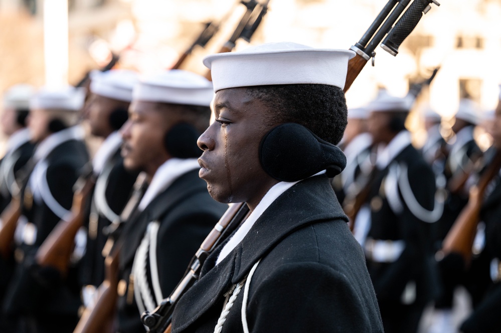 U.S. Navy Ceremonial Guard marches in inauguration rehearsal