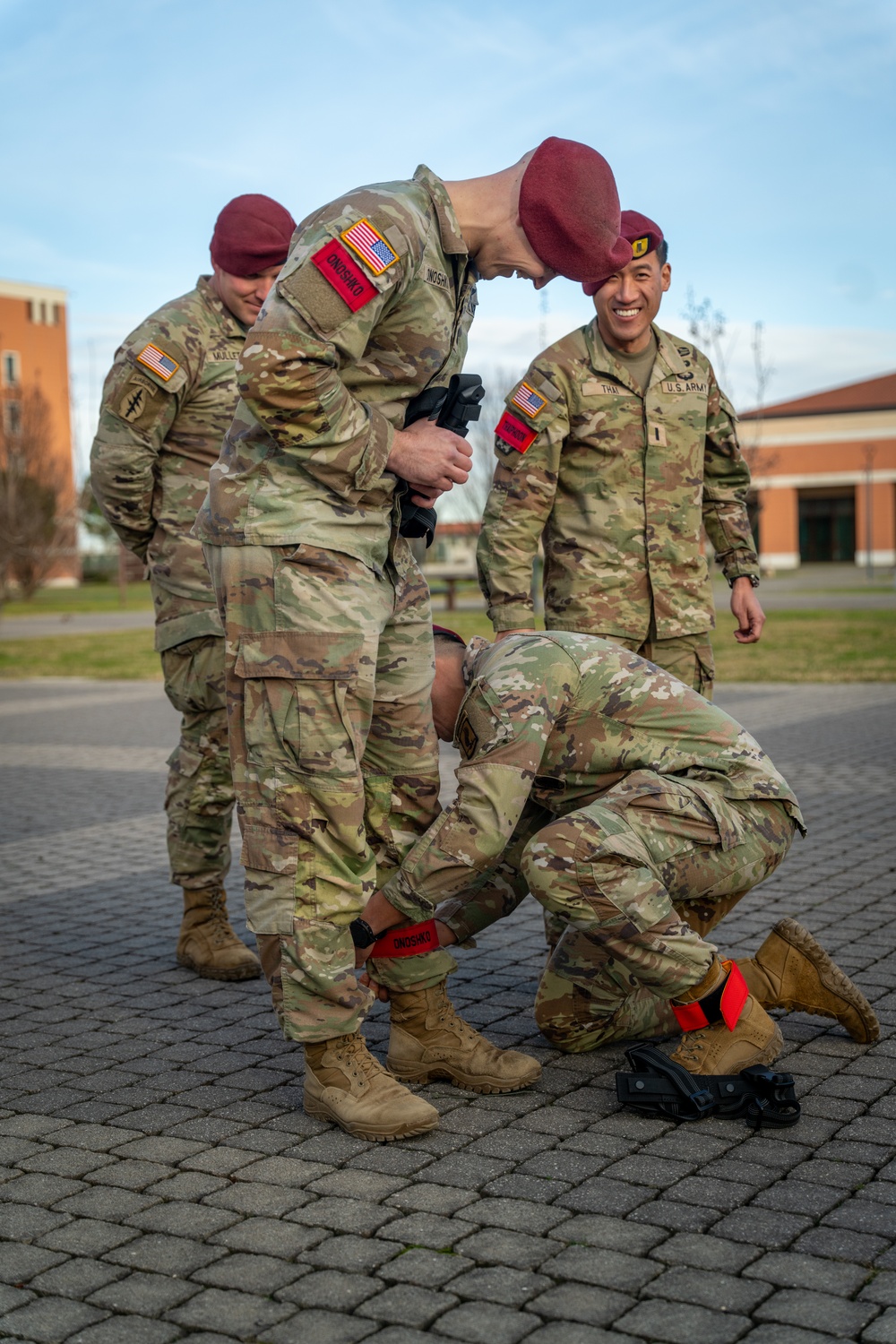 173rd Brigade Support Battalion Celebrates Graduation of New Jumpmasters in Vicenza, Italy