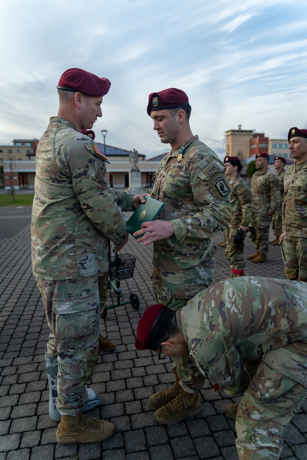 173rd Brigade Support Battalion Celebrates Graduation of New Jumpmasters in Vicenza, Italy