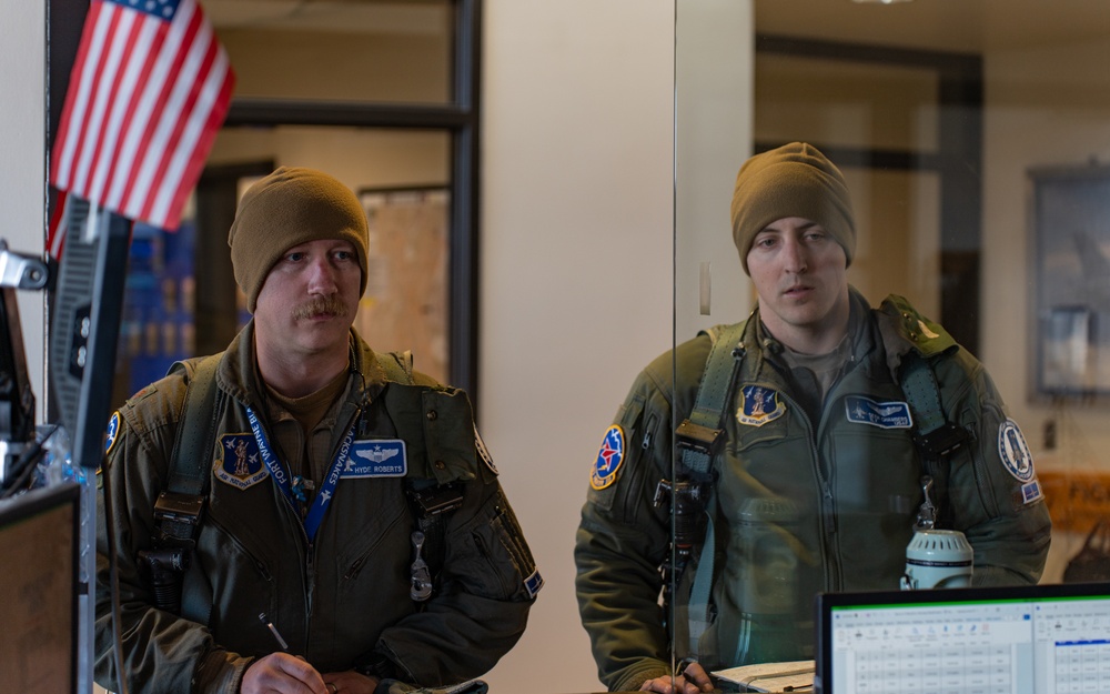 114th Fighter Wing exchanges jets with 122nd Fighter Wing