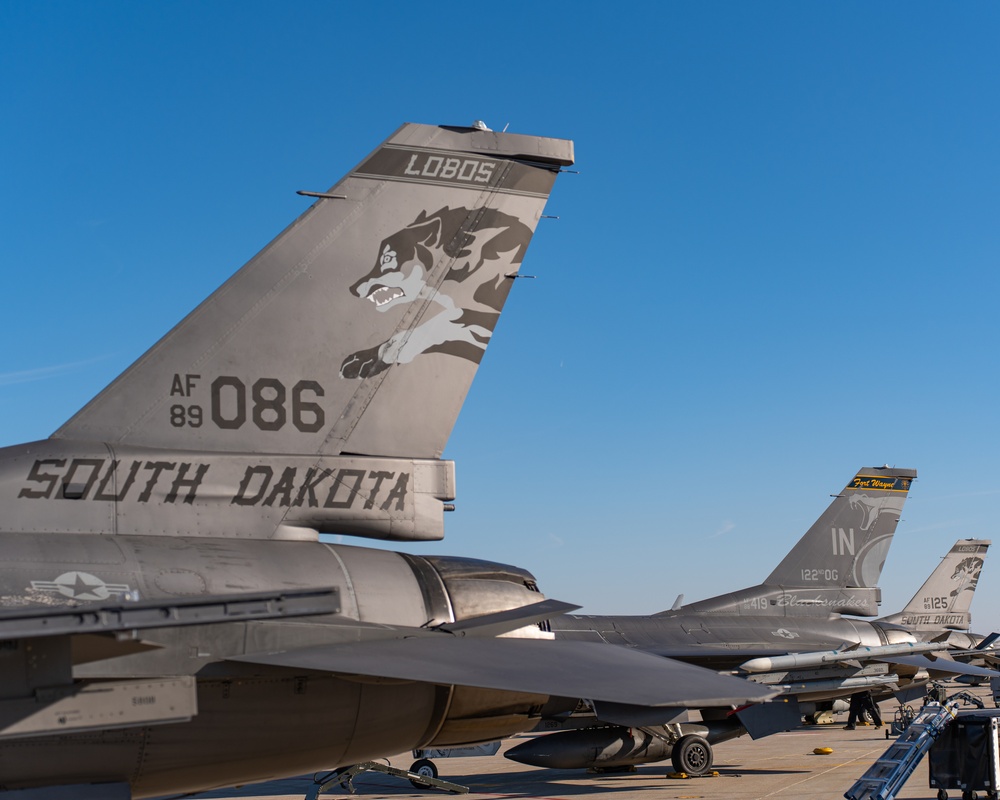 114th Fighter Wing exchanges jets with 122nd Fighter Wing