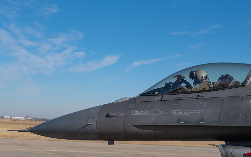 114th Fighter Wing exchanges jets with 122nd Fighter Wing