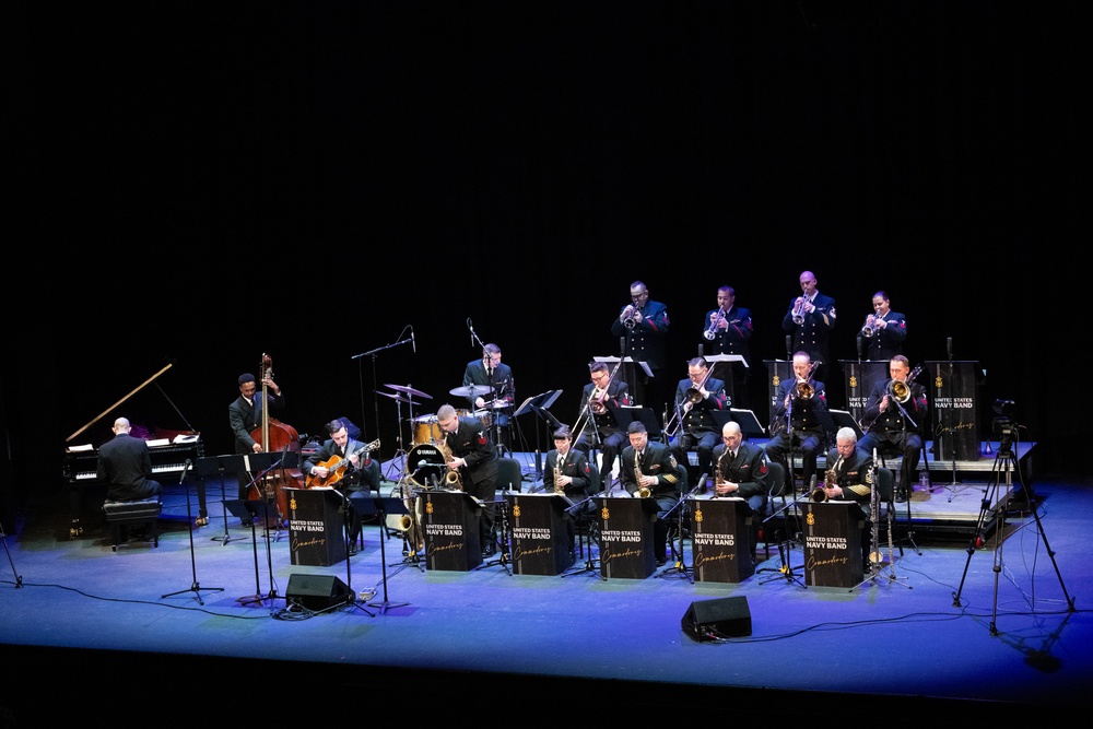 Navy Band Commodores close 45th International Saxophone Symposium