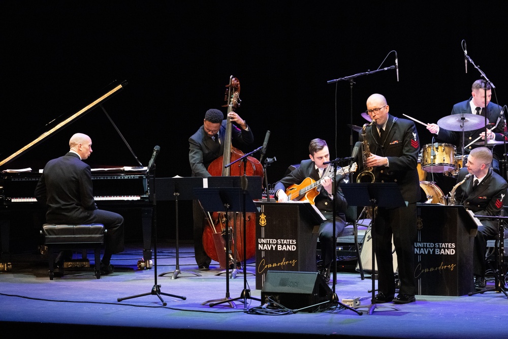 Navy Band Commodores close 45th International Saxophone Symposium