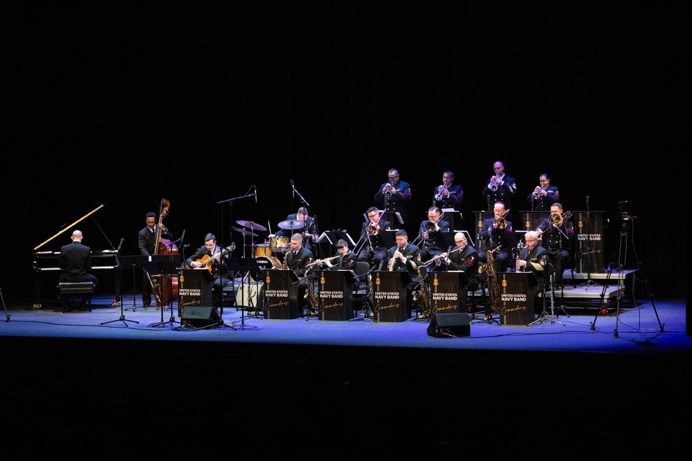 Navy Band Commodores close 45th International Saxophone Symposium