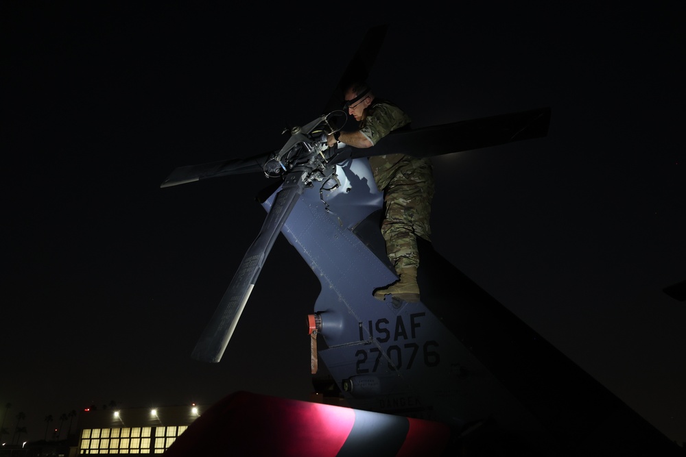 129th Rescue Wing maintainers support Los Angeles firefighting mission