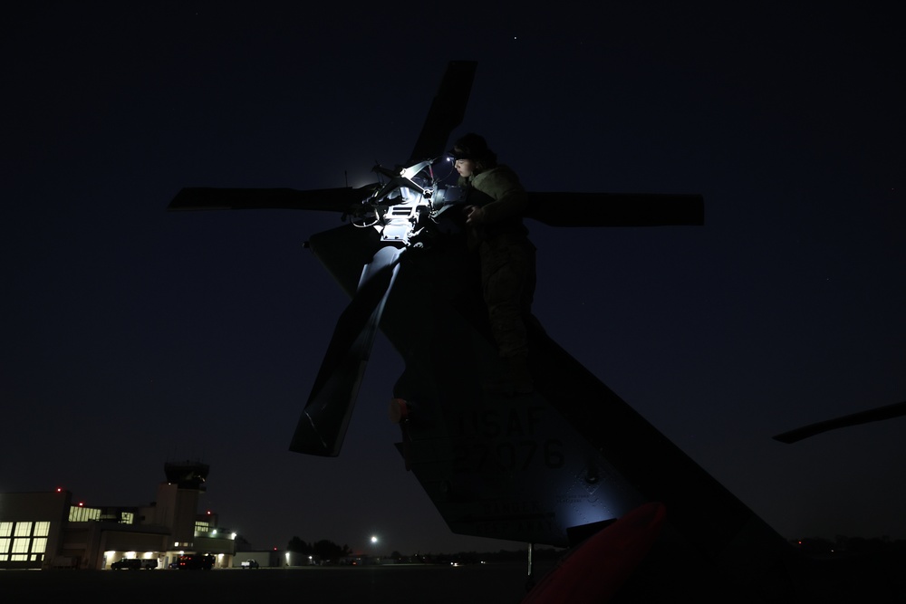 129th Rescue Wing maintainers support Los Angeles firefighting mission