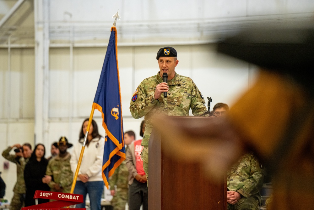 101st Combat Aviation Brigade Color Casing Ceremony