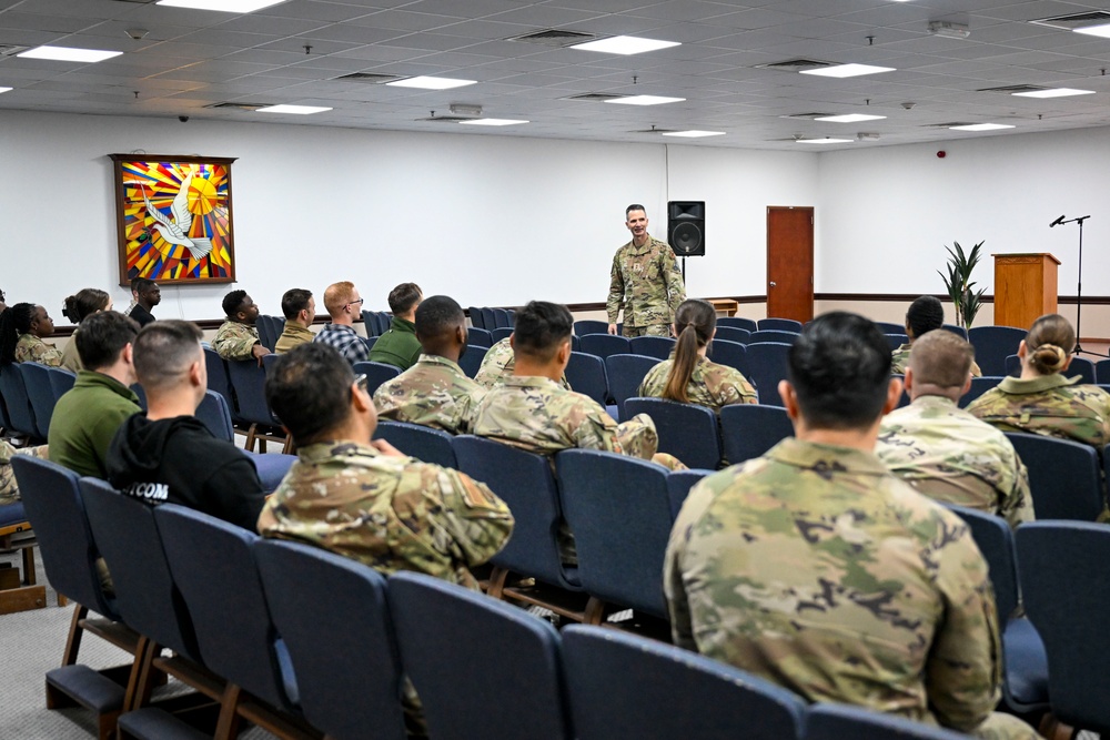 Chaplain Maj. Gen. Trent Davis visits deployed personnel