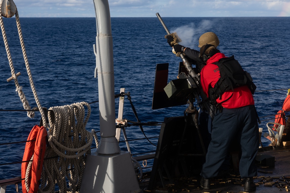 USS Oscar Austin (DDG 79) Conducts Live Fire Gunnery Exercises