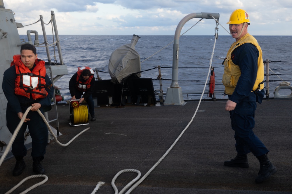 USS Oscar Austin (DDG 79) Conducts Man Overboard Drill