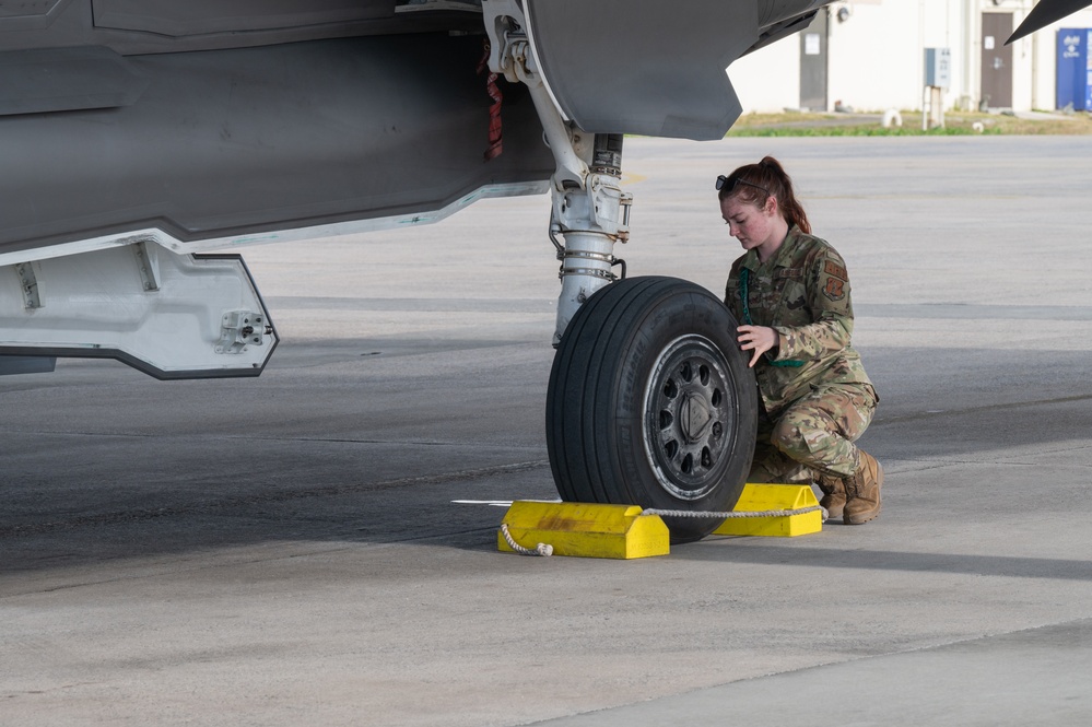 Vermont Air National Guard deploys to Kadena