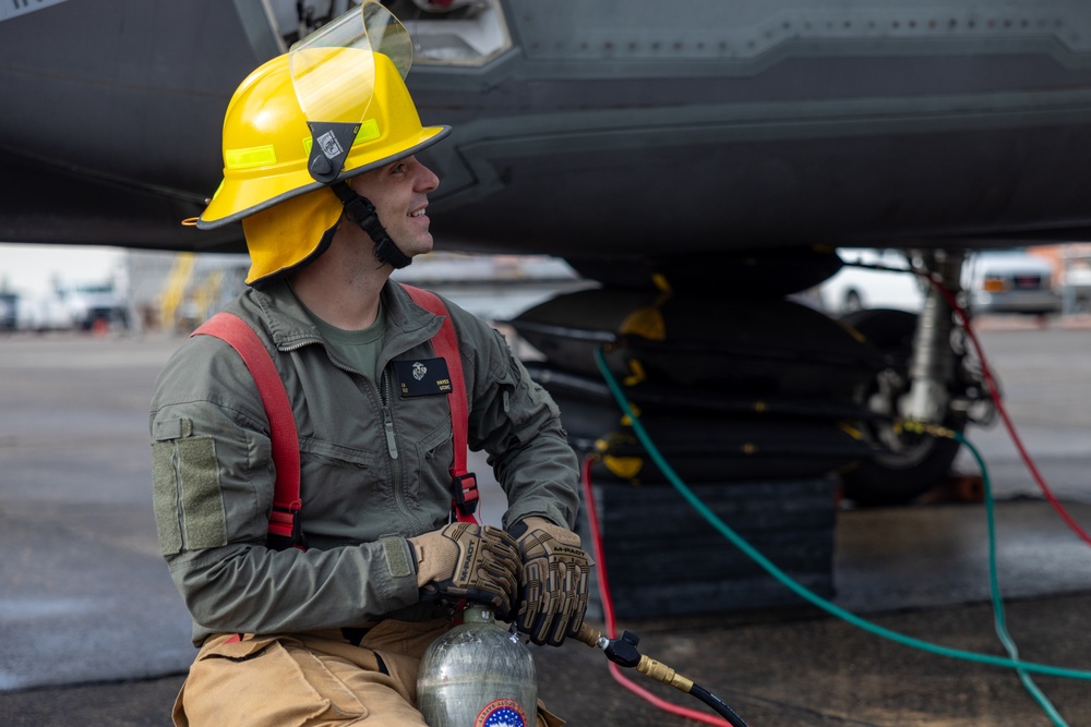 U.S. Marines and FRC-East simulate a downed aircraft recovery