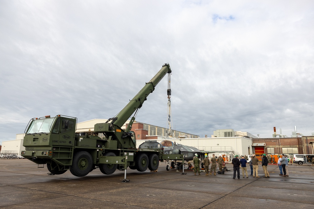 U.S. Marines and FRC-East simulate a downed aircraft recovery