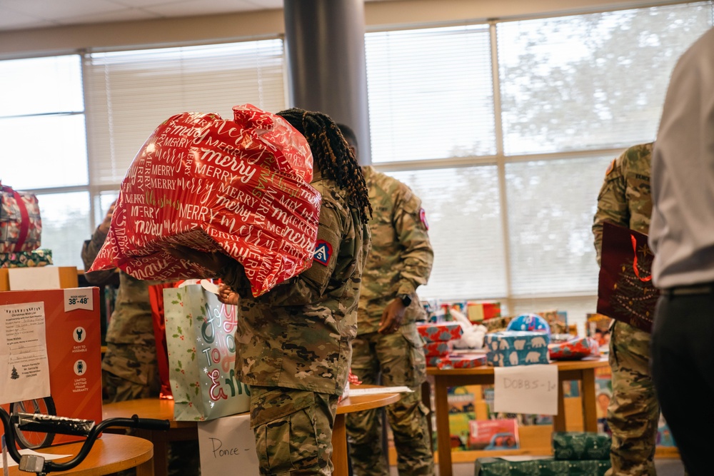 U.S. Army North brings holiday cheer to Pershing Elementary students with annual toy drive