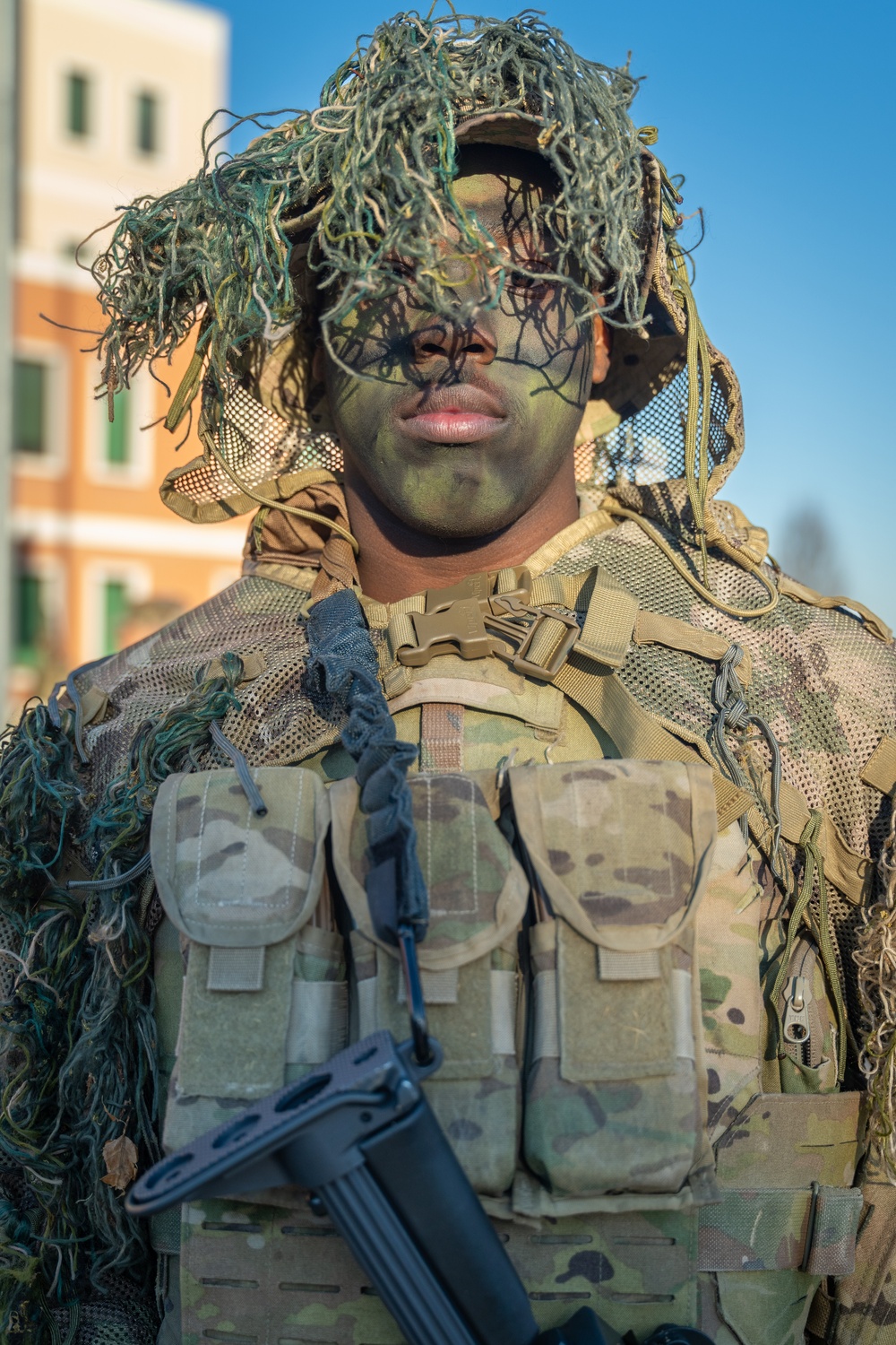 Lt. Gen. Anthony R. Hale Visits 173rd Airborne Brigade in Italy to Discuss Frontline Military Innovations