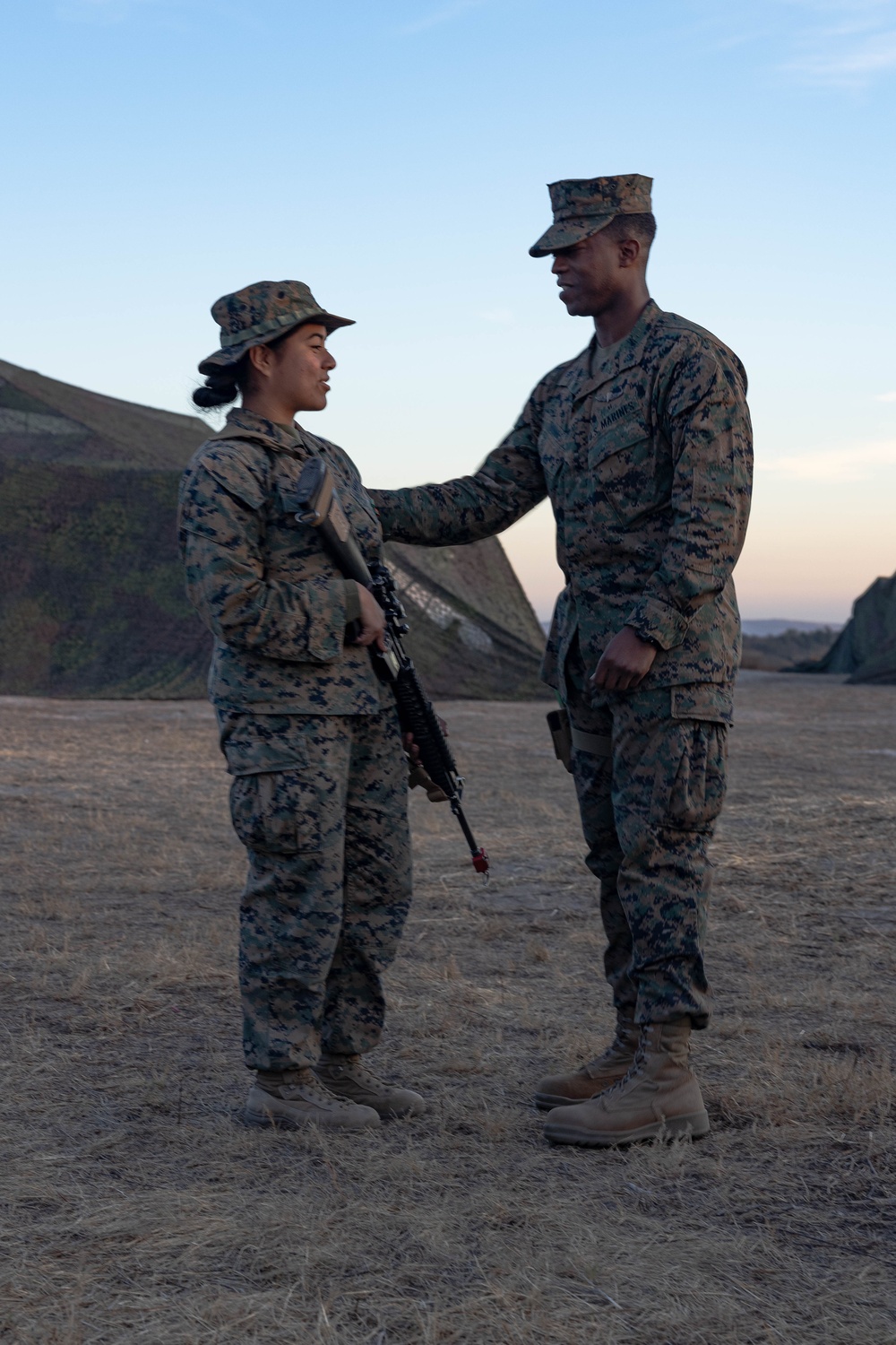 1st MLG Leadership recognizes Marines during Steel Knight 24