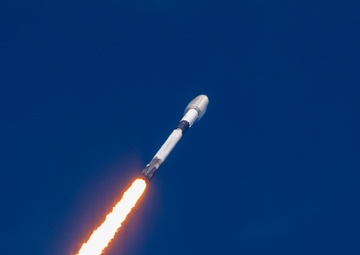 Starlink 12-12 Mission Launches from CCSFS