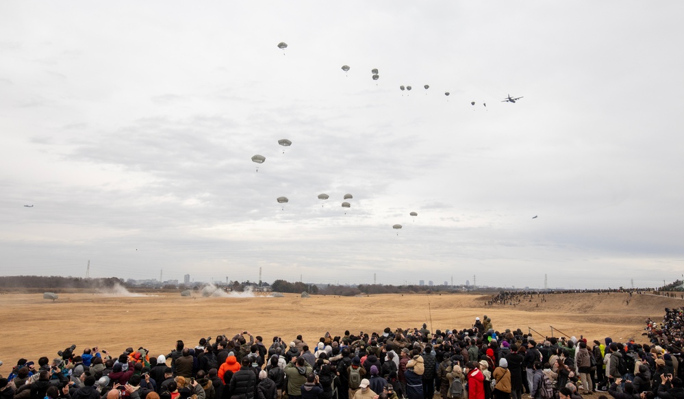 US, international airborne forces soar during New Year’s Jump