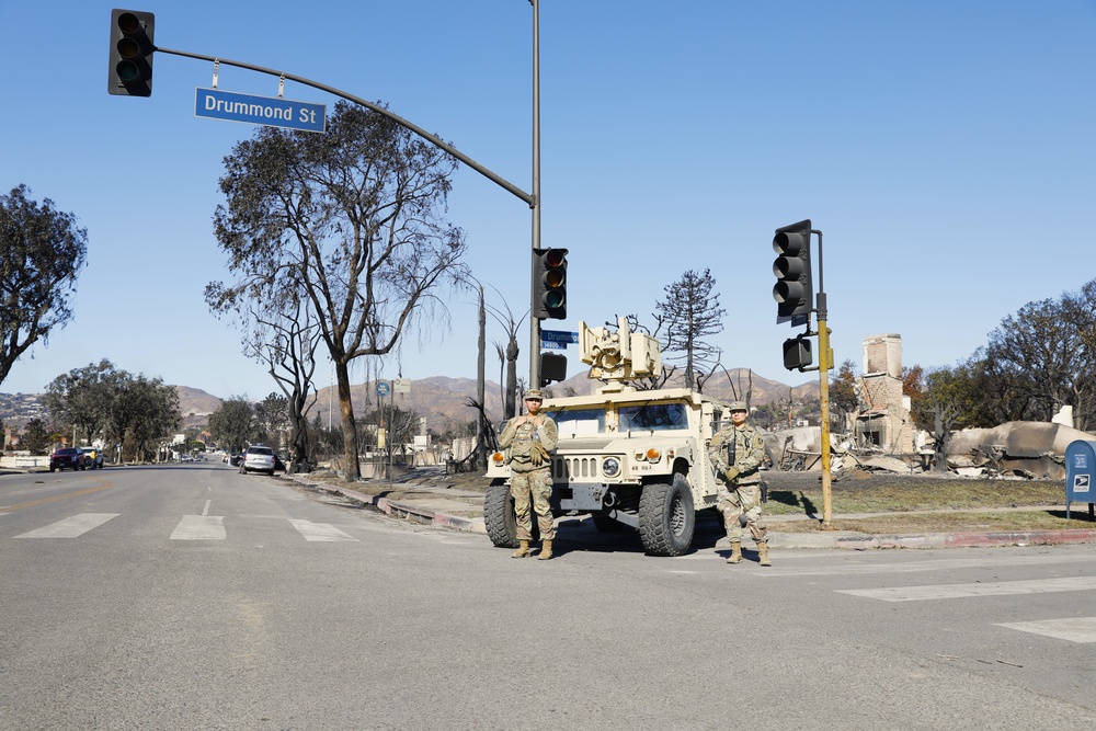 40th MP Company Monitors TCP's around Palisades Fire