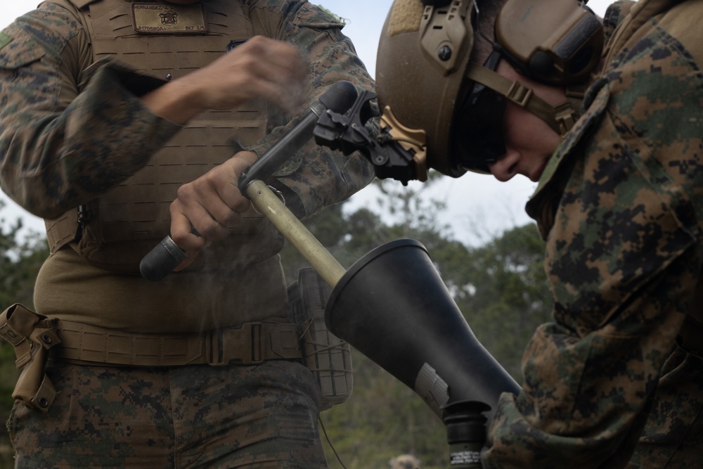 31st MEU | BLT 2/4 conducts live-fire Mortar Shoot