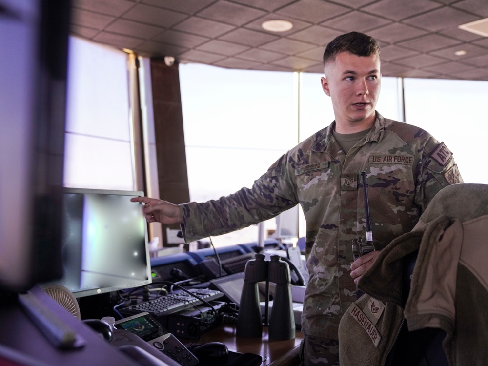 378th EOSS Air Traffic Controller Demonstration