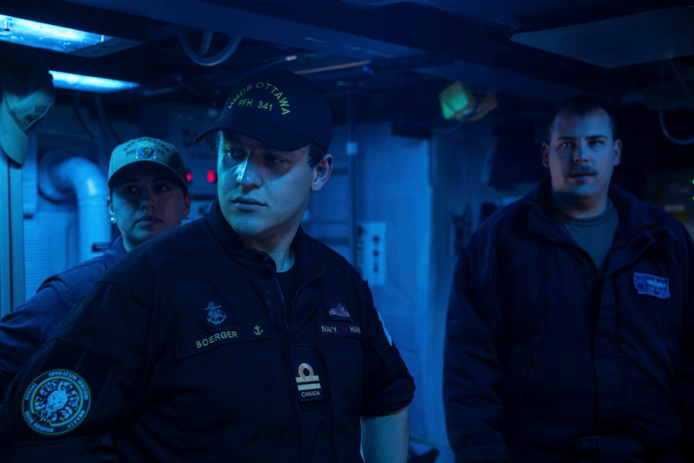 USS Higgins and HMCS Ottawa Conduct Bilateral Operation