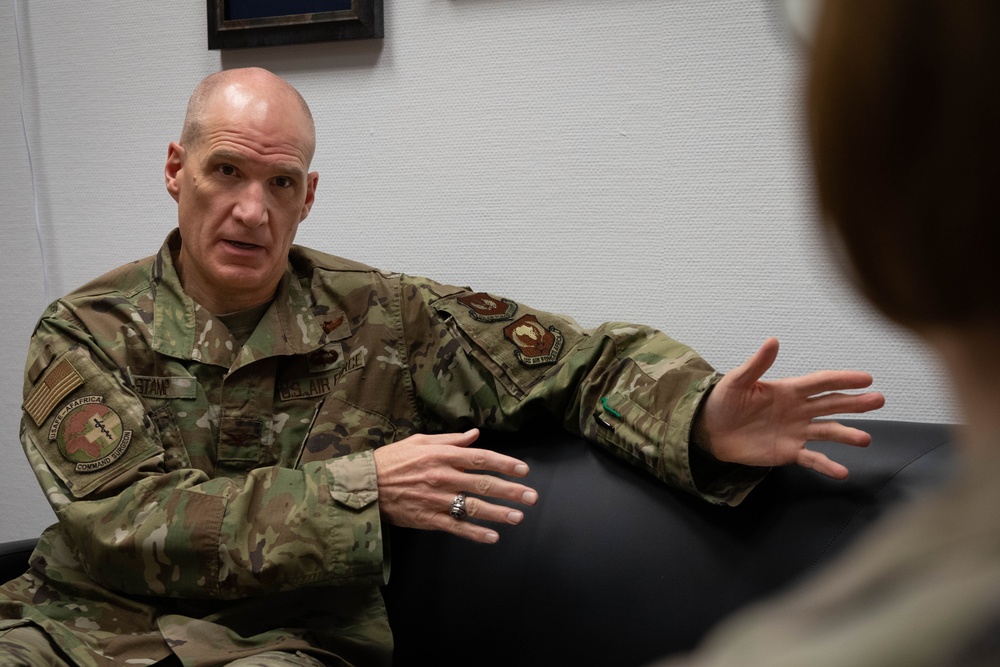 USAFE Command Surgeon visits 52nd Medical Group