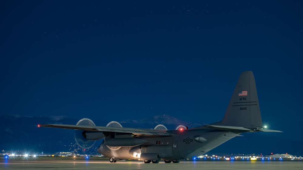 302d Airlift Wing C-130H departs Peterson Space Force Base