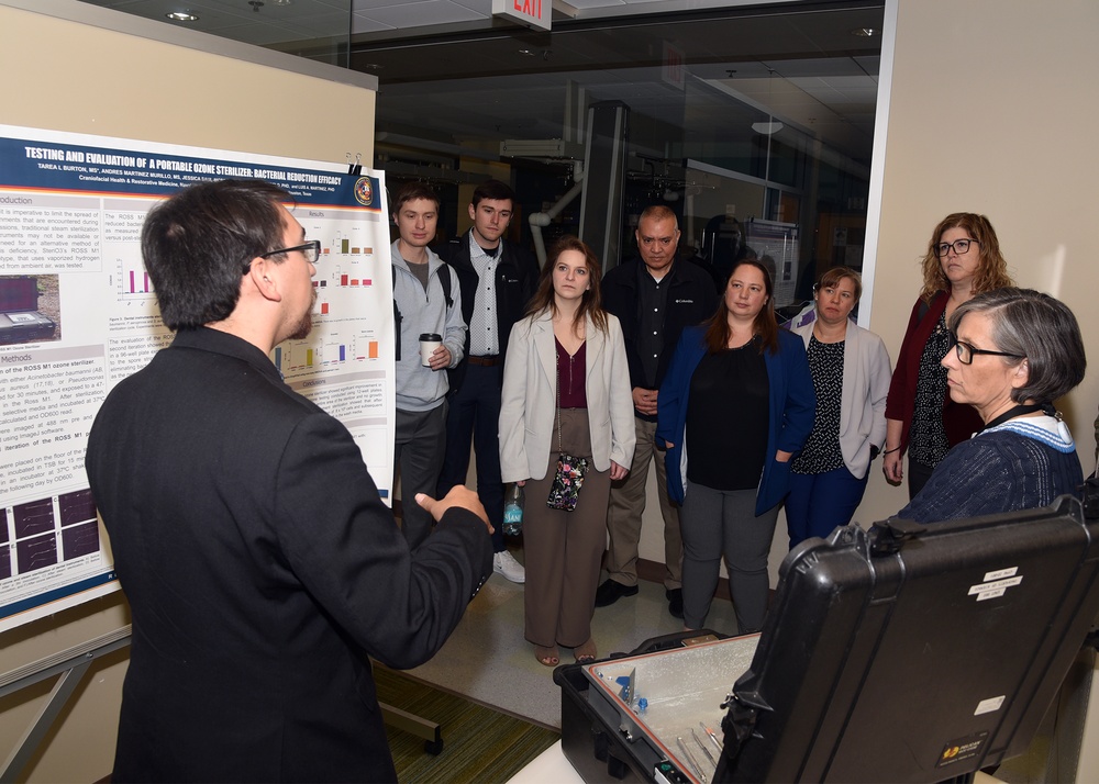 DHA PEO-OPMED Team visits NAMRU San Antonio, briefed Research on Portable Ozone Sterilizer