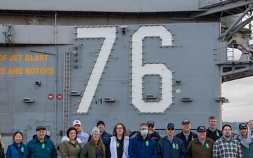 USS Ronald Reagan (CVN 76) hosts a tour for Navy League of Bremerton