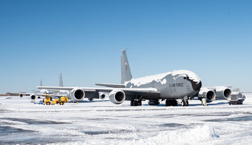 22 CES tackles snow removal at McConnell