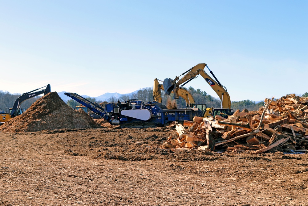 Debris mission continues in North Carolina