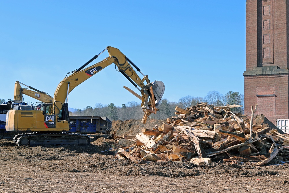 Debris mission continues in North Carolina