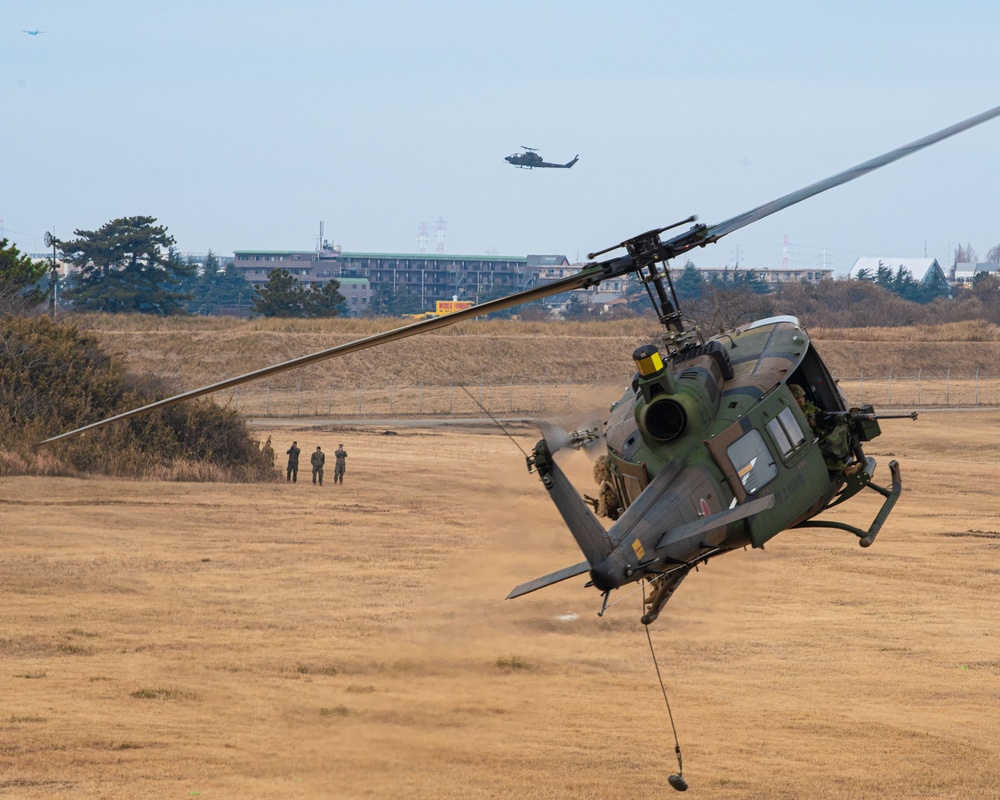 US, JGSDF, international partners demonstrate integrated combat capabilities during New Year’s Jump